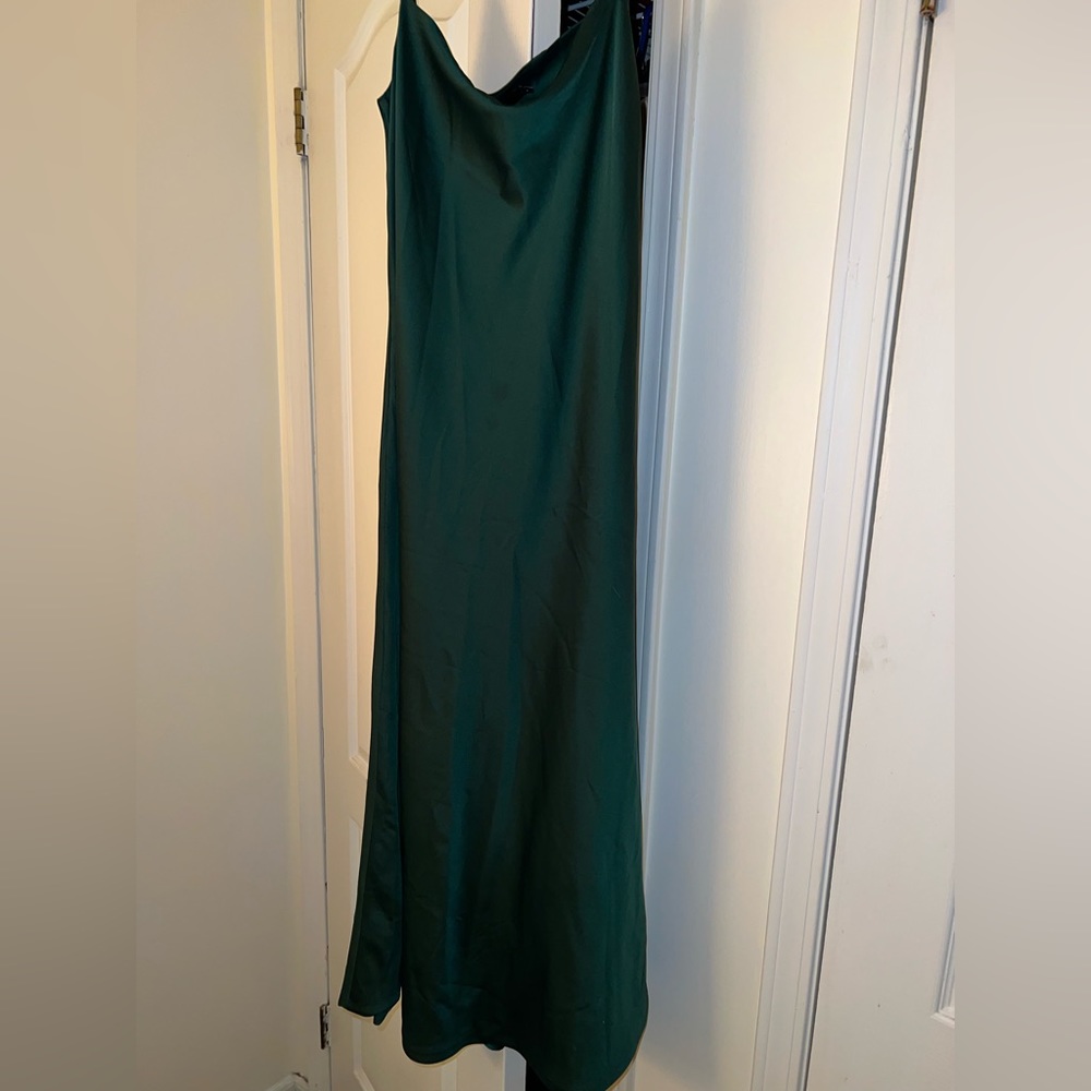 Green linen dress